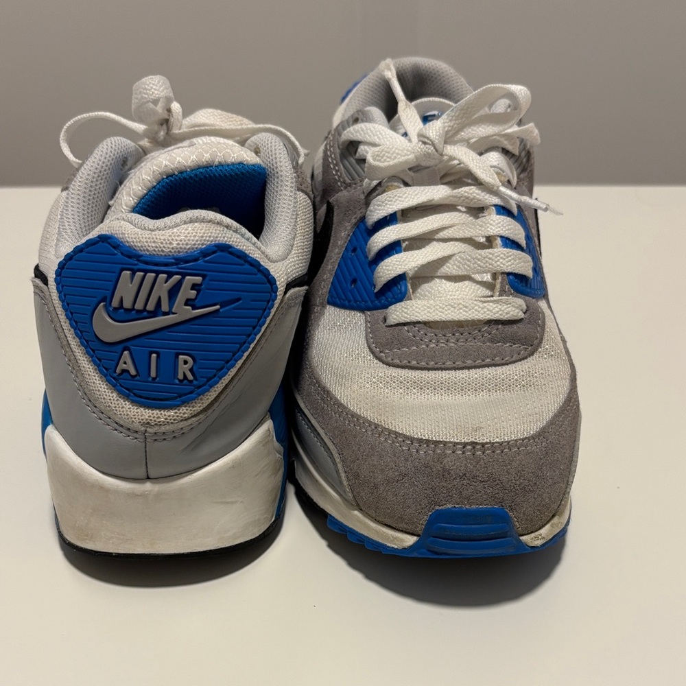 Men’s Nike Air Max - White, Gray, and Blue